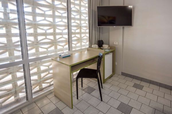 EMERALD STAR HOTEL (Emerald)